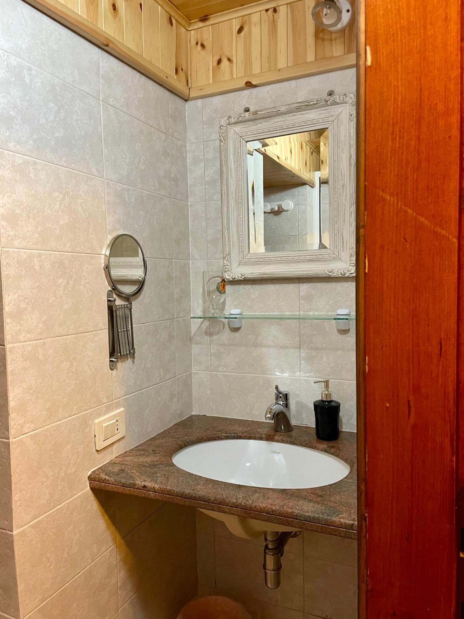 Chalet Natura La Taverna Dei 3 Porcellini Cavaliere  외부 사진